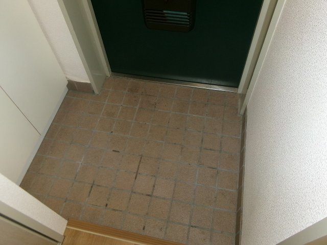 YKハイツ相生町の玄関