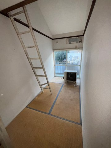 八街市八街へ　１棟アパートの内装
