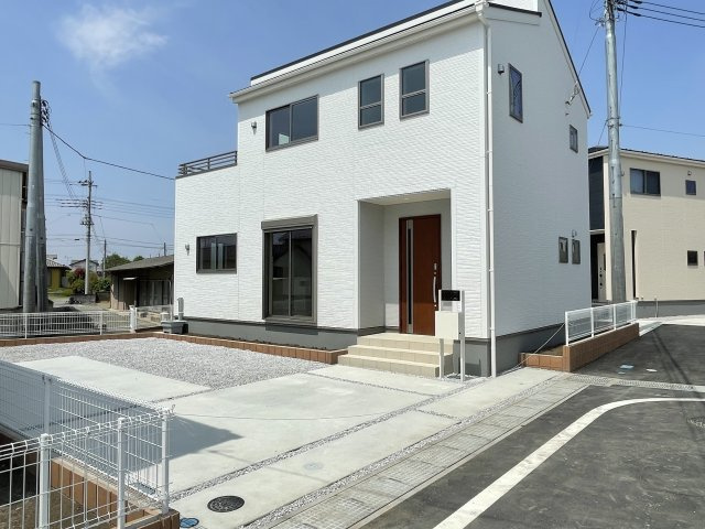 藤岡市上戸塚第6（全12棟）5号棟の外観
