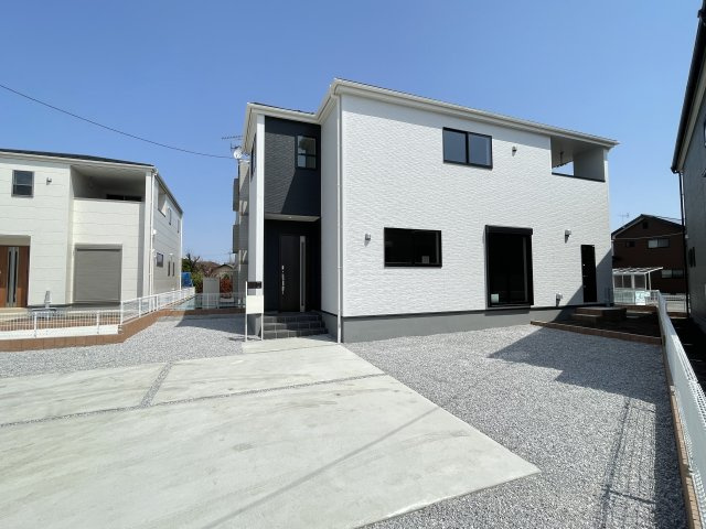 藤岡市上戸塚第6（全12棟）8号棟の外観