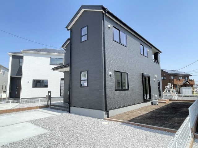 藤岡市上戸塚第6（全12棟）9号棟の外観