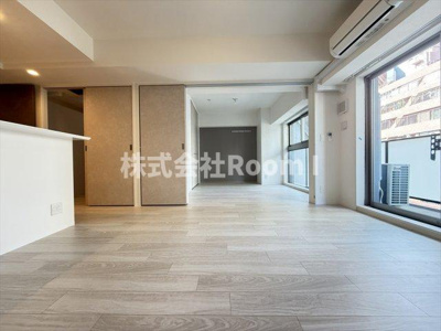 【居間・リビング】 | アーバネックス天満橋South | ウォークインクローゼットです。