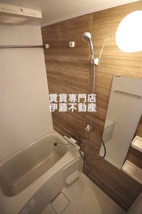 CREST TAPP平安通の浴室