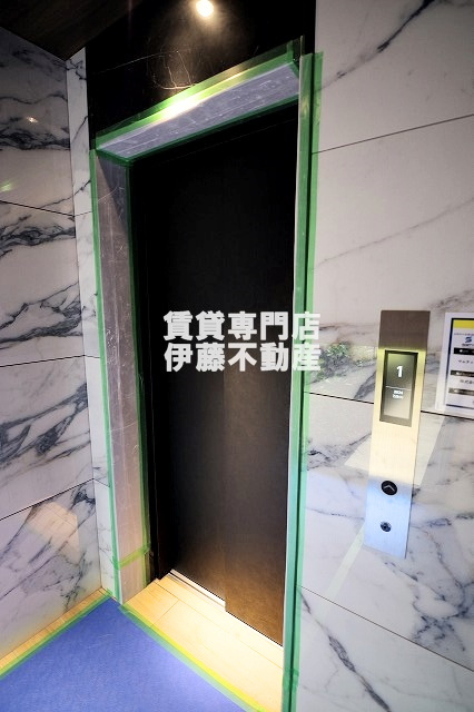 CREST TAPP平安通のロビー