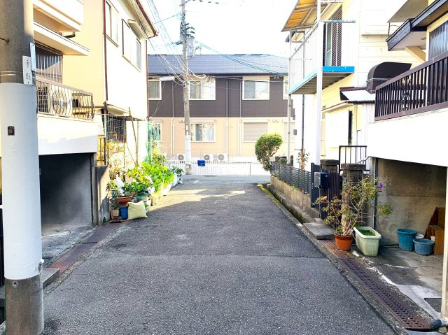 【前面道路含む現地写真】 | 池田市八王寺１丁目　新築戸建