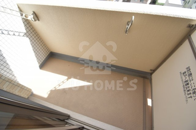 【バルコニー】 | エステムコート梅田・天神橋リバーフロント | 開放的で明るい空間を演出してくれるバルコニーです