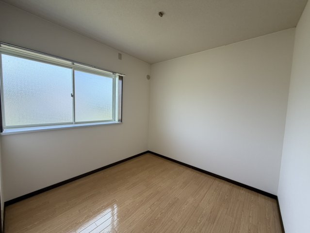 小宅コーポの洋室