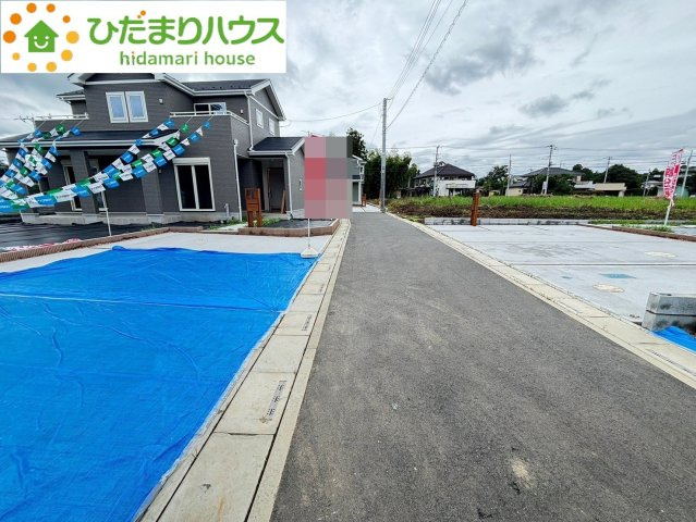 熊谷市塩　新築一戸建て　いろどりアイタウン　10の前面道路含む現地写真