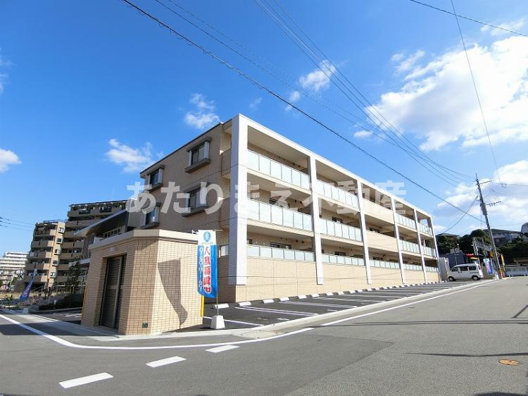 エスペラージュ香椎駅前の外観