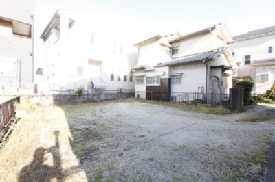 【駐車場】 | リベルテ葛城 | 駐車場の空き状況は都度確認が必要です（※駐車場は軽自動車のみ可能。）