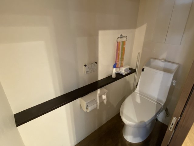 エストソレイユ紺屋町テナントのトイレ