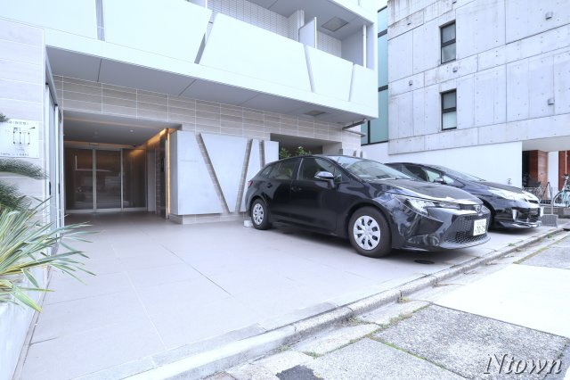 【駐車場】 | ザ・ラウンジ大須 | カースペースがあります