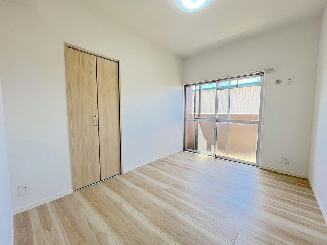 三愛シティライフ箱崎12の洋室