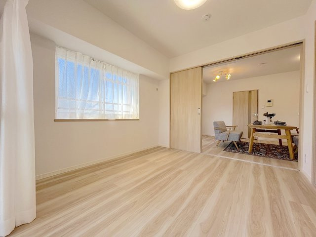 三愛シティライフ箱崎12の洋室