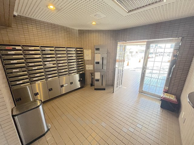 三愛シティライフ箱崎12のエントランス