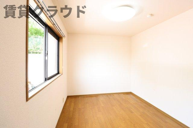 コンフォールＡの洋室|個人の部屋や寝室として使える洋室です