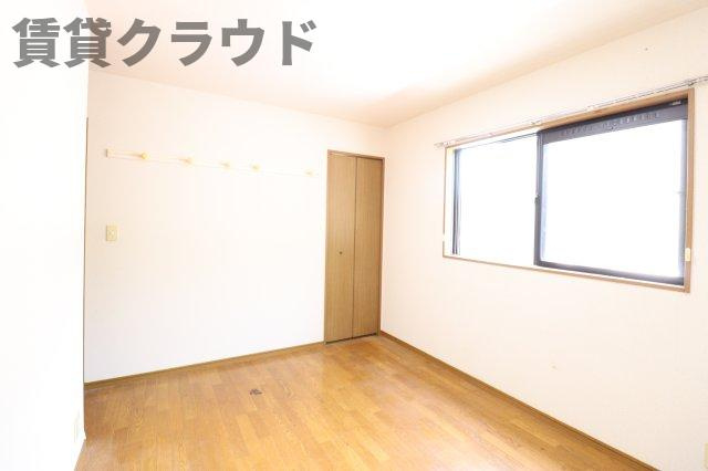 コンフォールＡの洋室|広々とした洋室です