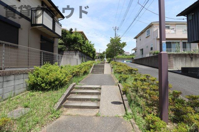 コンフォールＡの周辺