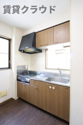 コンフォールＡのキッチン|コンパクトなキッチンで掃除もラクラク