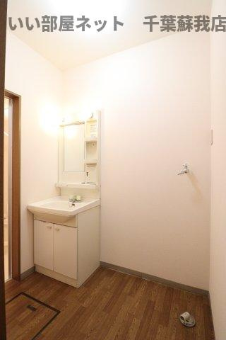 コンフォールＡの洗面所