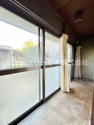 【内装】 | 磐田市見付河原町　中古住宅 | 2階は建築当時のレトロな雰囲気