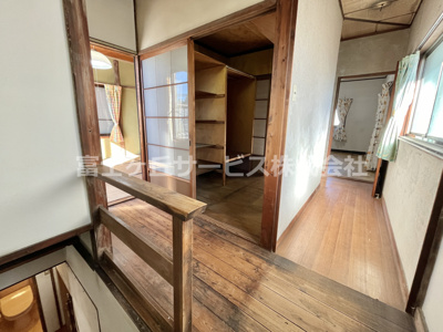 【バルコニー】 | 磐田市見付河原町　中古住宅 | 広めのベランダがあります