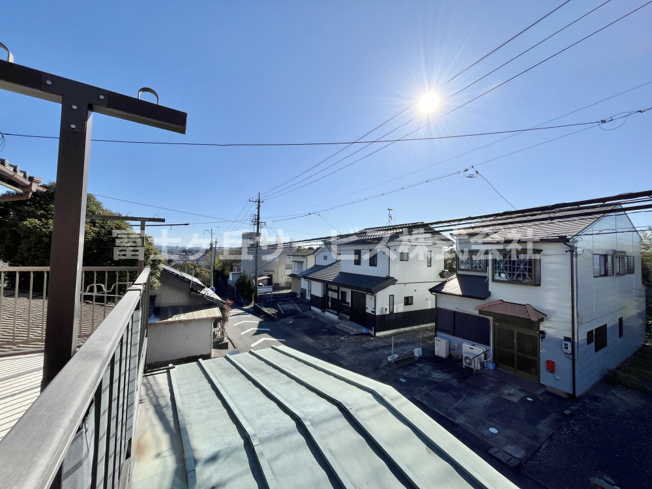 【子供部屋】 | 磐田市見付河原町　中古住宅 | アコーディオンカーテンで仕切られています