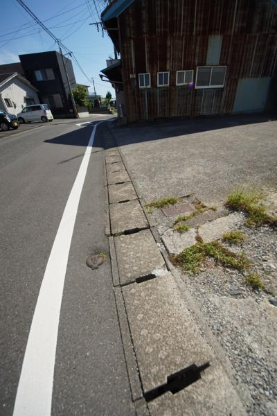 臼杵市井村　土地の前面道路含む現地写真