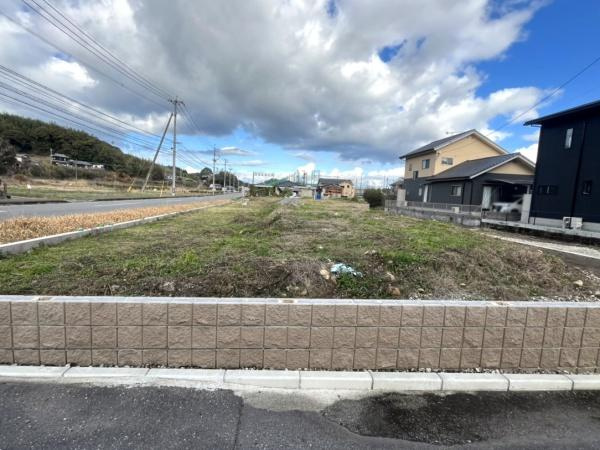 一木土地の前面道路含む現地写真