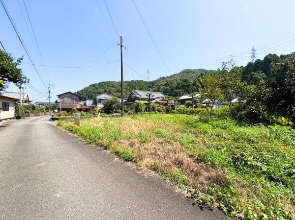 屋山Ⅱ④　土地の前面道路含む現地写真|※造成工事中