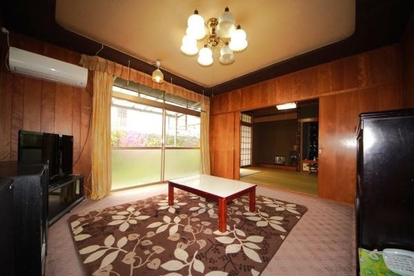 宮崎台　中古の居間・リビング|リビングは、家族との絆を深める素敵な場所です！毎日のふれあいが自然と増えて、気軽に会話が弾みます。朝の挨拶や日々のちょっとしたおしゃべり、楽しい瞬間を一緒に過ごし家族の絆がさらに強まります♪