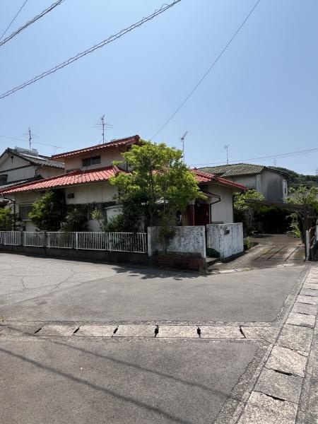 宮河内ハイランド　土地の前面道路含む現地写真