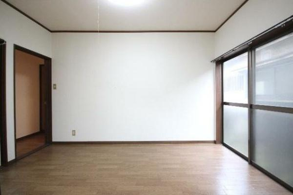 椎迫　中古戸建の洋室