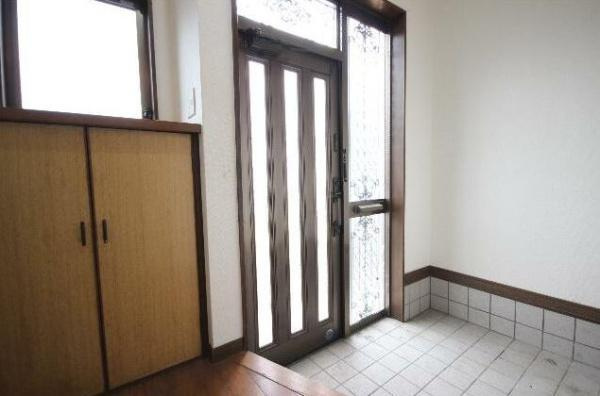 椎迫　中古戸建の玄関