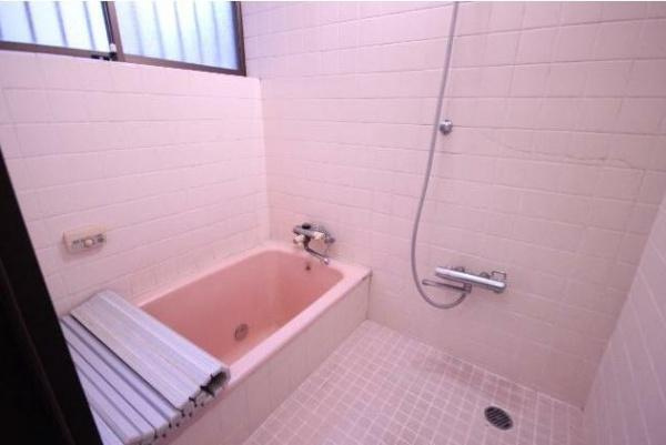 椎迫　中古戸建の浴室