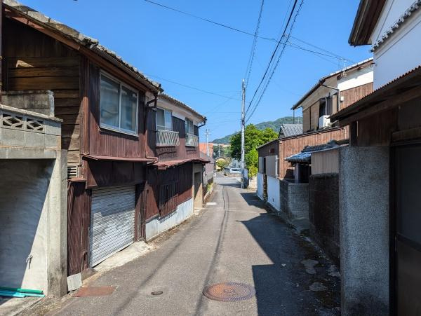 臼杵市本丁　土地の前面道路含む現地写真|臼杵駅まで約700ｍ徒歩10分で通勤通学にも便利♪