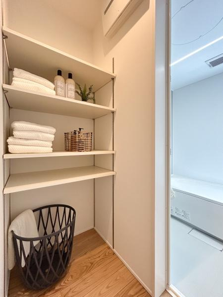 片島　モデルハウス物件の内装|脱衣所