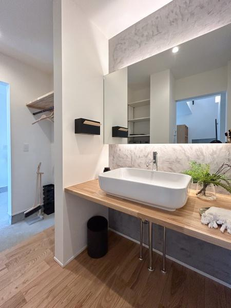 片島　モデルハウス物件の独立洗面台|独立洗面台