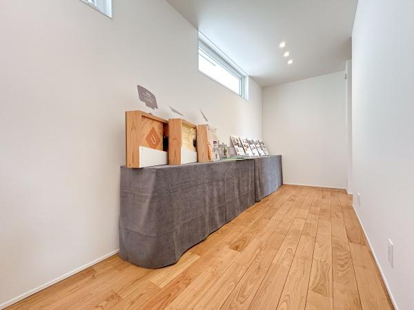 片島　モデルハウス物件の内装|玄関周辺