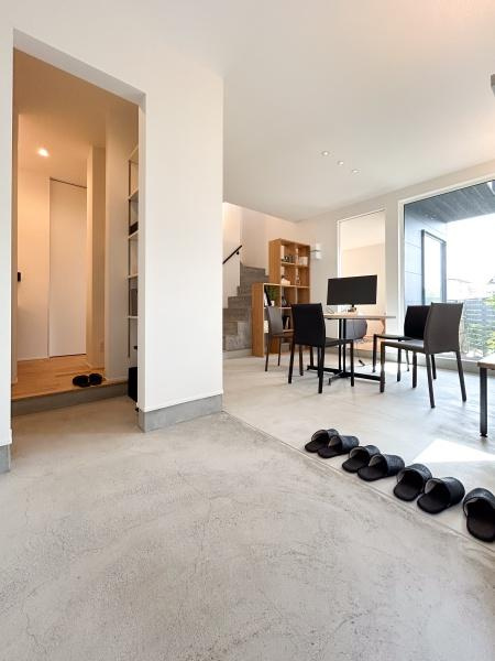 片島　モデルハウス物件の玄関|玄関