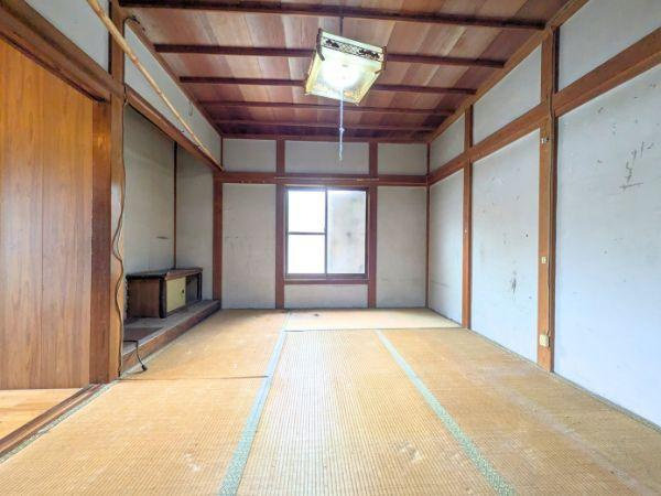 臼杵市大字望月　中古住宅(2棟)の和室|2階和室