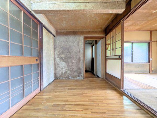 臼杵市大字望月　中古住宅(2棟)の内装|1階ホール