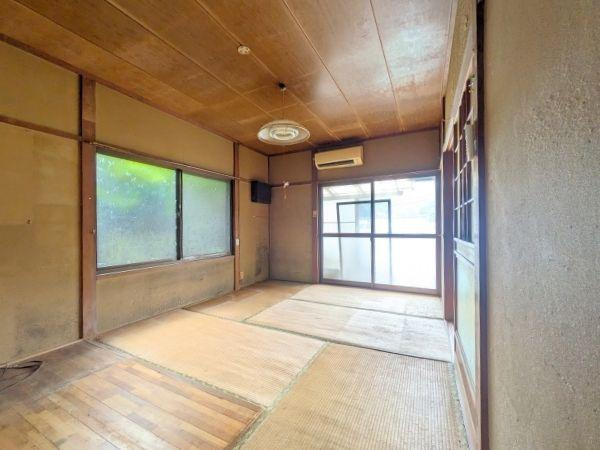 臼杵市大字望月　中古住宅(2棟)の和室|6帖和室