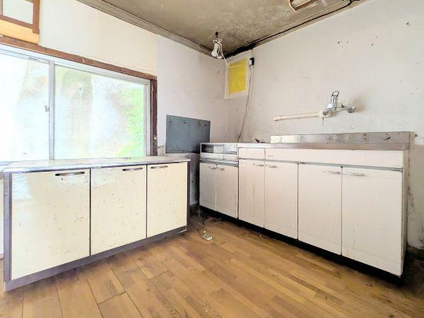 臼杵市大字望月　中古住宅(2棟)のキッチン|キッチン
