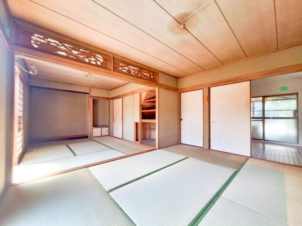政所　中古戸建の和室|和室には床の間も♪