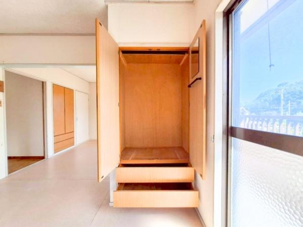 政所　中古戸建の収納|洋室にある収納