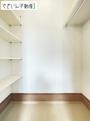 【玄関】 | ワイウッドコート熊谷市石原第4期 戸建住宅 | ≪3号棟≫
現地(2025年9月撮影)