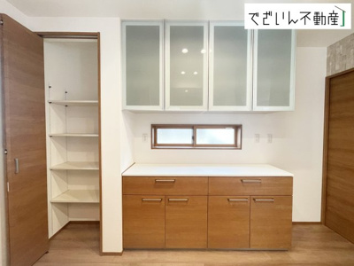 【キッチン】 | ワイウッドコート熊谷市石原第4期 戸建住宅 | ≪3号棟≫
現地(2025年9月撮影)