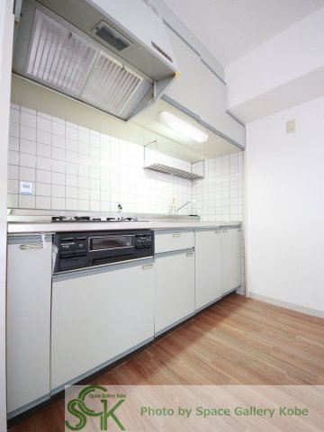 ガーデンハイツ桃山台　弐番館のキッチン|※お部屋により仕様が異なる場合があります。