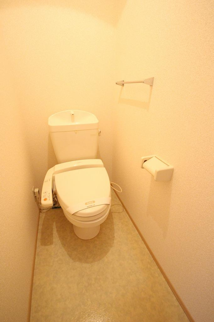 エスポワール西明石のトイレ|※お部屋により仕様が異なる場合があります。